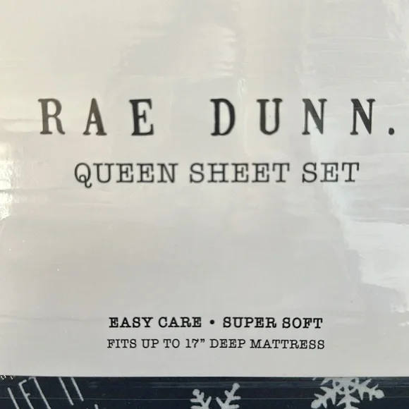 ❄️Rae Dunn Let It Snow Queen Sheet Set❄️ - Picture 3 of 7